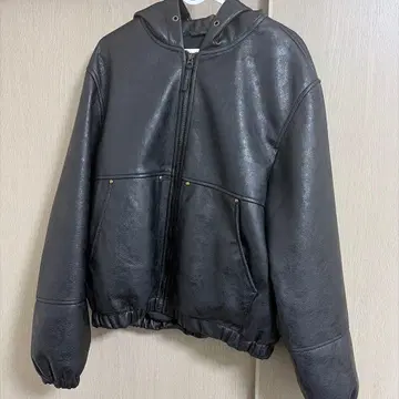 zara 페이크 가죽 자켓