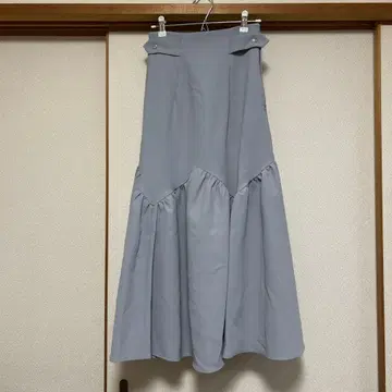 택 포함 새상품 Noela 노엘라 플레어 스커트 사이즈 M 색스