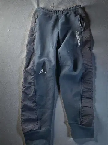 Jordan 크림슨 엔지니어드 슬림핏 스웨트 팬츠 M