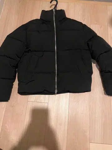 블랙 다운 자켓