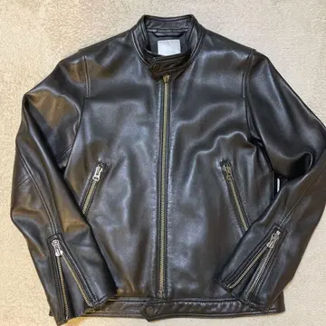 ESTNATION 블랙 가죽 싱글 라이더