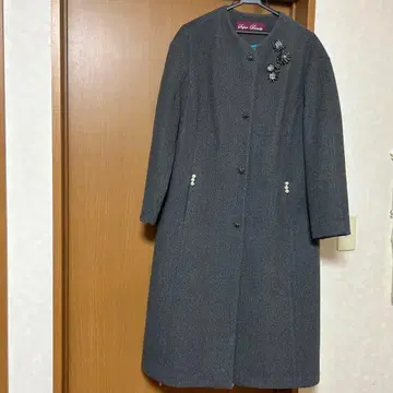 슈퍼 뷰티 비쥬 부착 그레이 롱 코트