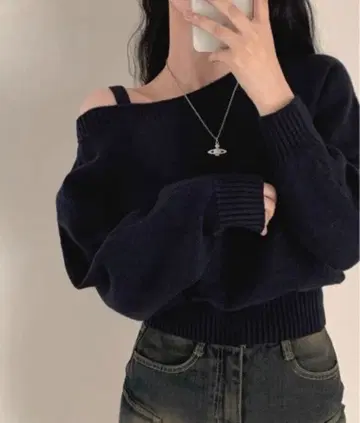 [ Mellfy ] 원숄더 포근 니트탑