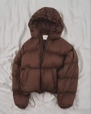 미사용 새상품 시착만 한 상품 todayful 브라운 숏 다운 자켓