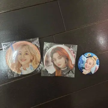 TWICE 지효 캔뱃지 3개 세트