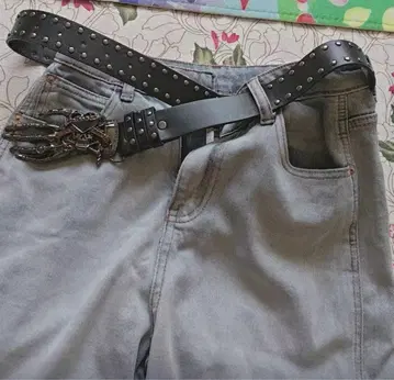 Y2K 벨트 스터드