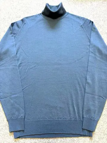 [미사용에 가까움] 존스메들리 터틀넥 니트