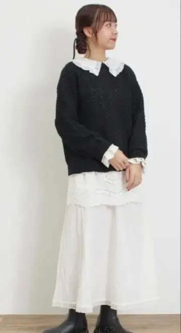 레이스 포함 화이트 롱 스커트