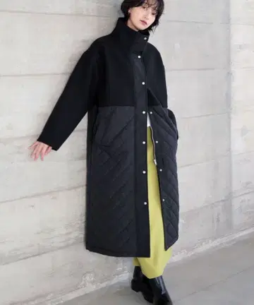 새상품급 LIAN 퀼팅 도킹 스탠드 카라 코트 블랙