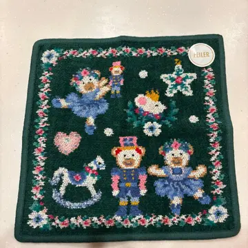 페이 리베&릴리아 더 너트크래커 손수건