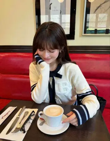 Bibiy. B. CLUB TIE CARDIGAN