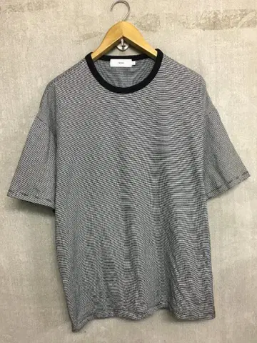 그라프 페이퍼 24AW 세로 보더 내로우 T셔츠