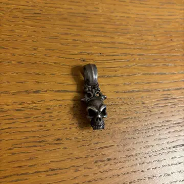 빌 월 레더 빌 월 레더 펜던트 탑