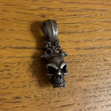 빌 월 레더 빌 월 레더 펜던트 탑