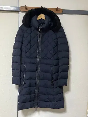 네이비 퀼팅 다운 자켓 롱 기장 스트레치