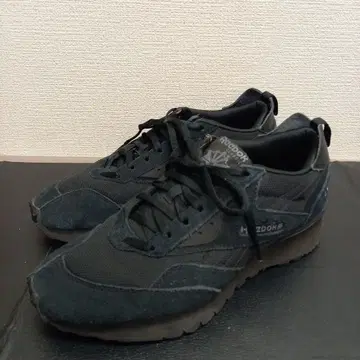 새상품급 리복 26 스니커즈 신발 올 블랙