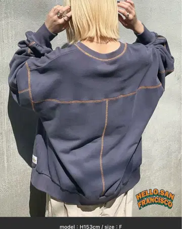 HELLO.SANFRANCISCO 배색 스티치 오버 맨투맨 정가 6490