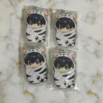 오쿠루미 아소트 블루 록 아크릴 키링 이사기 요이치