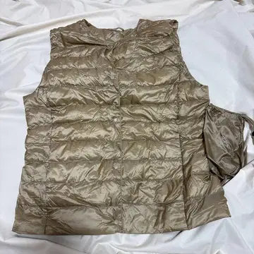 UNIQLO 울트라 라이트 다운 베스트 XL 베이지