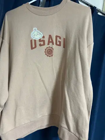 치이카와 맨투맨 풀오버