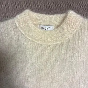 HAUNT 아이보리 긴팔 니트 스웨터