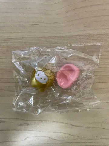 산리오 캐릭터즈 모두 함께 되자! 치아 레어 골드 키티