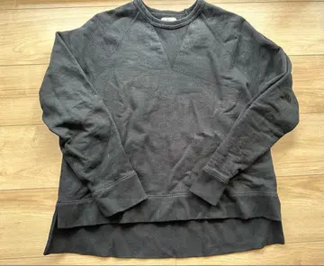 그리드 인터내셔널 BED & BREAKFAST 맨투맨 S