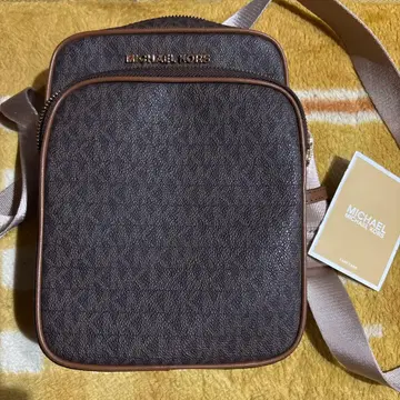 MICHAEL KORS 모노그램 숄더백