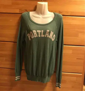 시크릿 트로피 니트 스웨터