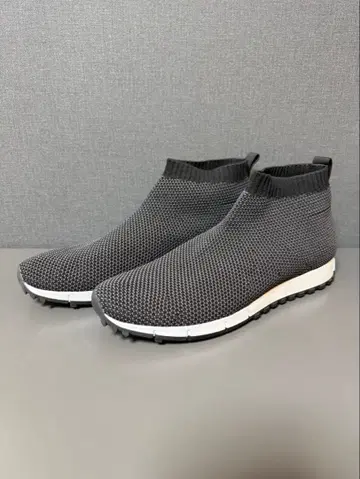 JIMMY CHOO 블랙 스니커즈