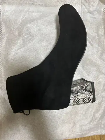 오리엔탈 트래픽 부츠 블랙