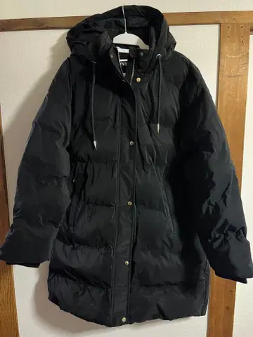 ZARA 블랙 후드 부착 패딩 자켓 L 사이즈