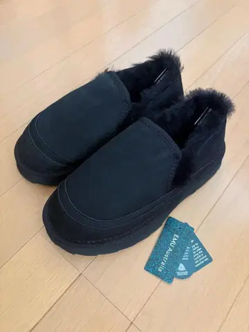 에뮤 호주 숏 통굽 무스탕 슬립온 블랙 24cm