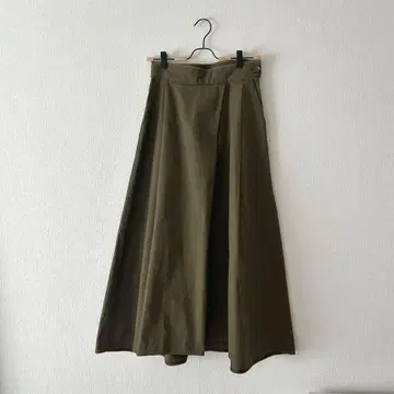 [나노 유니버스] 턱인 플레어 롱 스커트 38 카키