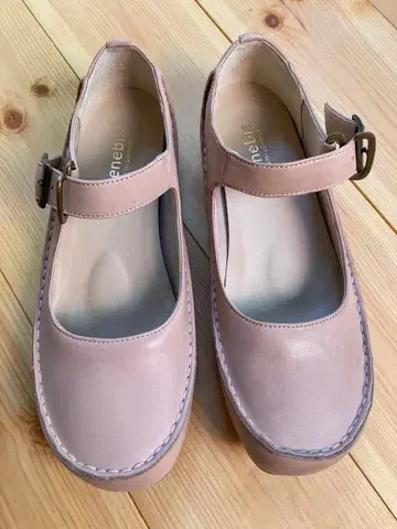 센슈카이 베네비스 베이지 스트랩 플랫슈즈