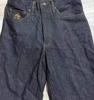 Antimind 다크 숏 데님