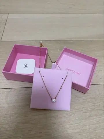 Swarovski 목걸이 핑크 골드