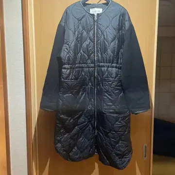 Ray BEAMS 블랙 퀼팅 자켓