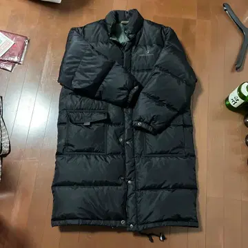 new balance 블랙 다운 자켓 롱다운 M 사이즈