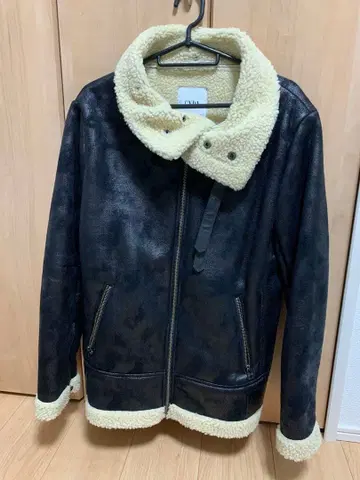 GYDA 페이크 무스탕 자켓 코트