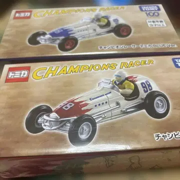 토미카 CHAMPIONS RACER 2개 세트입니다.