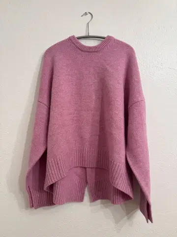 CINOH 핑크 오버 사이즈 니트