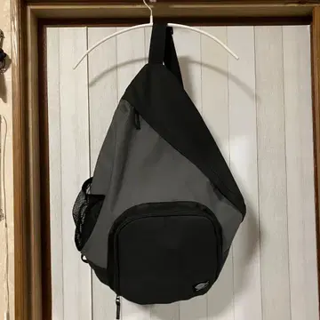 CREEK 원 숄더 슬링백 숄더백 그레이 블랙