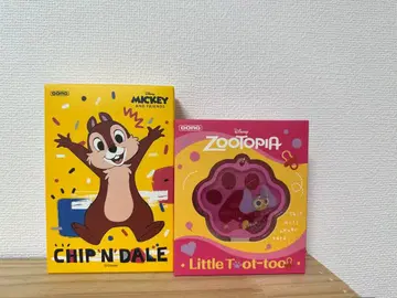 POPMART 칩과 데일 플러시 카드 케이스