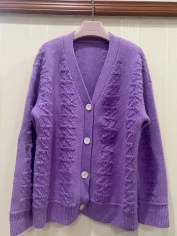 퍼플 V넥 가디건