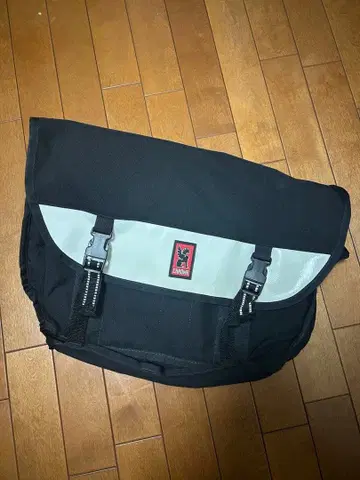 CHROME 크롬 메신저 백 미니 메트로