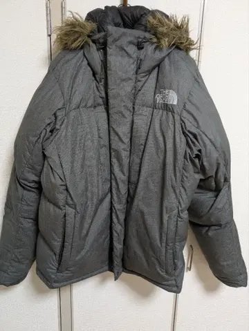 THE NORTH FACE 그레이 다운 자켓
