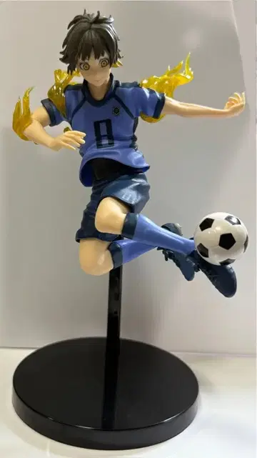 블루 록 호쿠리 마모루 피규어