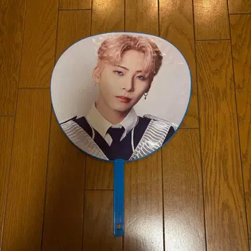 JO1 카와시리 렌 부채