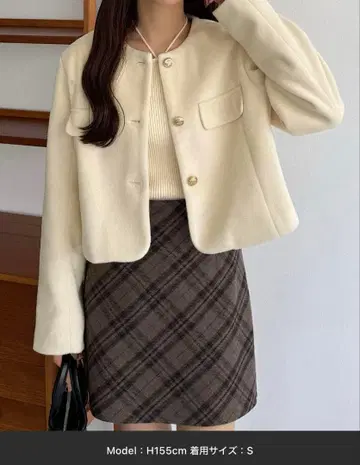 울라이크 골드 버튼 노카라 자켓